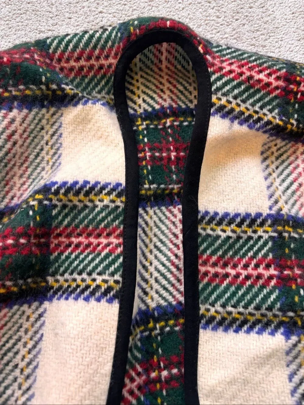 NWOT  Ralph Lauren Lambswool Tartan Plaid Fringe Shawl Cape Wrap, $395